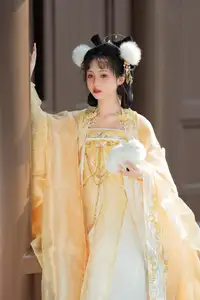 Enchanting Hanfu Elegance: Yi Zhi Nian Gao Jing shines in the artistic YiTuYu Vol.8661 photoshoot - image 11