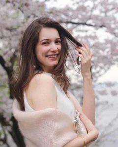 Anastasia Cebulska Shows Off Stunning Post-Pregnancy Bikini Body - image 0