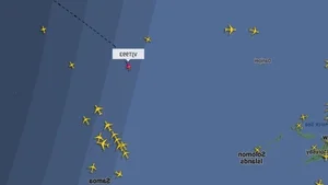 Taylor Swift Sets Global Record as Thousands Track Her Private Flight to Australia - image 2