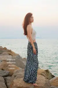 YiTuYu Vol.8725 Chenaling_CL: Captivating Asian Muse in a Dreamy Sunset Glow - image 16