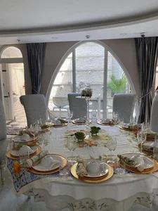 Inside the Luxurious Mansion of Vietnam's Unique Beauty Queen - image 7