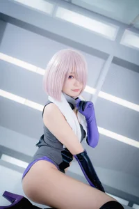 Stunning Mash Kyrielight Cosplay by Yuki Tei - Fate/Grand Order Shielder Part 02 High-Quality Anime Photography - image 9