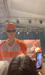 Shocking Fan Interaction from Popular Third-Gen K-Pop Idol Goes Viral - image 1