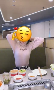 Contemporary Beauty: Portrait of a Modern Chinese Girl - image 33