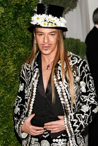 Met Gala 2027: The 'King of Drama' Theme Promises a Wild Season - image 9