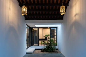 20 Split Level Floor Design Ideas for Elegant Space Division in Modern Homes - image 16