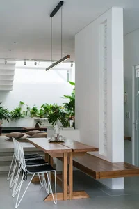 20 Split Level Floor Design Ideas for Elegant Space Division in Modern Homes - image 0