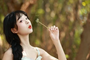 Artistic Portraiture: YiTuYu Art Language Vol.5983 Featuring Guan Ning - image 0