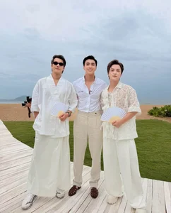 Vietnam Showbiz Updates: Veteran Artist Health Concerns and Playful Celebrity Banter - image 51