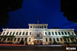 Saigon Central Post Office: Exploring One of the World's Most Beautiful Landmarks - image 4