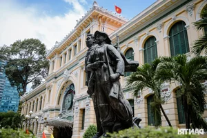Saigon Central Post Office: Exploring One of the World's Most Beautiful Landmarks - image 10