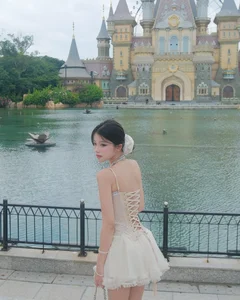 A Fairytale Escape: 'Gifted School Hot Girl' Transforms into a Disney Princess - image 7