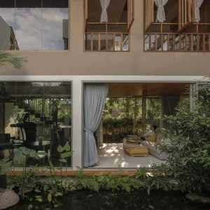 20 Beautiful Tropical Style Home Designs to Bring Nature Into Your Living Space - image 11
