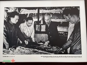 Capturing Heroism: 70 Iconic Photos of the Dien Bien Phu Campaign Exhibition - image 3