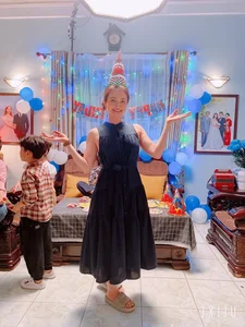 Kieu Anh’s Costume Challenge in Gia Dinh Minh Vui Bat Thinh Linh - image 6