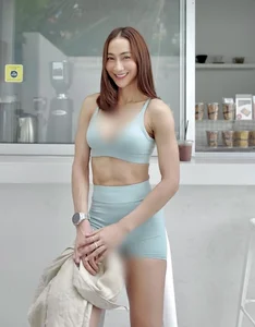 Trending Athleisure Fashion: How Vietnamese Hot Girls Style Gym Wear - image 4