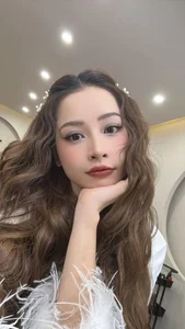 Achieving the Mixed-Race Makeup Look: Transform Your Beauty with This Trending 2-Step Technique - image 6