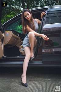 IESS Jiu Mei's Car Love: A High-Fashion Automotive Themed Collection - image 56