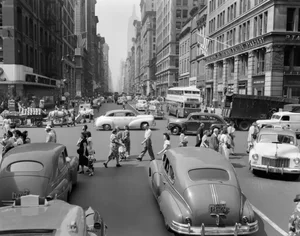 Nostalgic Journey: Exploring the Streets of 1950s New York City - image 5