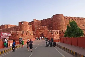 Majestic Ancient Forts of India: A Journey Through Architectural Grandeur and History - image 8