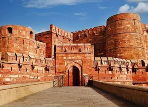 Majestic Ancient Forts of India: A Journey Through Architectural Grandeur and History - image 1