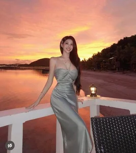 Chinese Influencer Huang Lin Redefines Vacation Elegance with Bold Swimwear Style - image 2