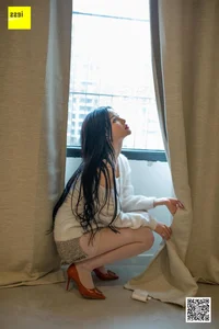Modern Lifestyle with Mengmeng - IESS Urban Fashion Photography Series - image 51