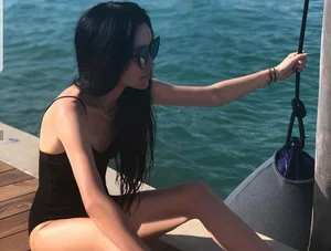 74-Year-Old Woman Shares Secret to Her Stunning Figure and Youthful Looks - image 2