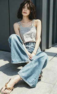 Chic Summer-to-Autumn Fashion: Why Blue and Gray Offer the Perfect Refreshing Look - image 6