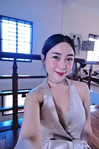 Successful Female Hotel Entrepreneur Inspires with Stunning Fitness Transformation and Luxury Lifestyle - image 2