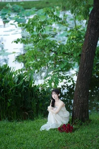 YiTuYu Art Language Vol.7390 Featuring Xiao Xiao Yu: Elegant Portrait Photography Gallery - image 7