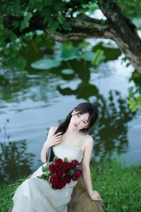 YiTuYu Art Language Vol.7390 Featuring Xiao Xiao Yu: Elegant Portrait Photography Gallery - image 25