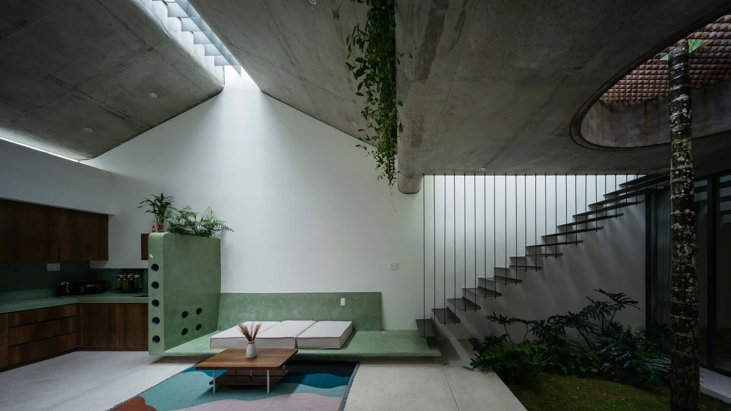 Modern West-Facing House in Da Nang Beats the Heat with Genius Architecture