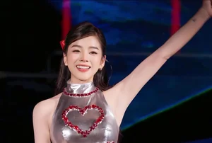 Stunning Visuals of 'DJ Doll' Mie: Her Radiant Transformation and Career Evolution After a High-Profile Breakup - image 2