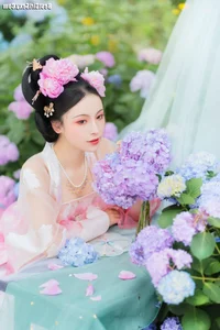 YiTuYu Presents Art Language Vol.4054: The Artistic Vision of Yi Xiao Zhi Zhi - image 1