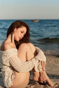 Ho Ngoc Ha Fashionable Twins and Phanh Lee Postpartum Fitness - image 2