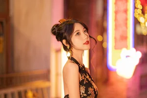 YiTuYu Art Language Vol.7949 Featuring O1ne Wan: A Masterpiece of Contemporary Portrait Photography - image 1