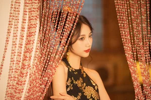 YiTuYu Art Language Vol.7949 Featuring O1ne Wan: A Masterpiece of Contemporary Portrait Photography - image 7