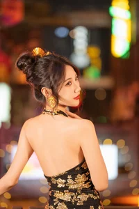 YiTuYu Art Language Vol.7949 Featuring O1ne Wan: A Masterpiece of Contemporary Portrait Photography - image 8