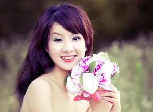 Beautiful Vietnamese Girls Gallery - Nostalgic and Elegant Portrait Collection - image 0