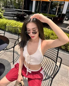 Ngoc Thao Embraces the Sun: Stunning 'City Girl' Aesthetic and Summer Fashion Inspiration - image 0
