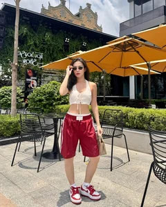Ngoc Thao Embraces the Sun: Stunning 'City Girl' Aesthetic and Summer Fashion Inspiration - image 8