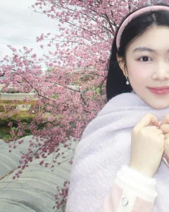 Quyen Linh's Daughter Lo Lem Stuns in Ethereal Peach Blossom Garden Photoshoot - image 9