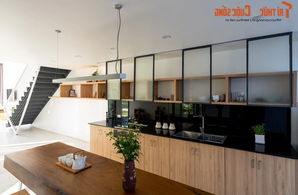 Modern Serenity: Exploring the Poetic Garden-Style Tube House Architecture in the Heart of Hue