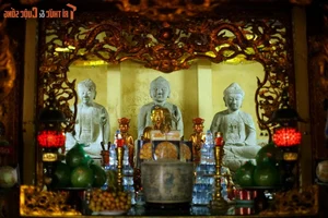 Exploring the Top 10 Ancient Stone Treasures of Vietnam's Famous Temples - image 7