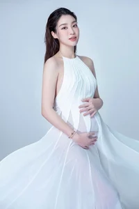 Celebrating Joy: Vietnamese Celebrities Who Welcomed New Babies in 2023 - image 1