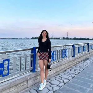 Vietnamese Olympic Swimmer: The Everyday Beauty of Paris 2024 Athlete Gallery - image 4