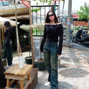 Vietnamese Olympic Swimmer: The Everyday Beauty of Paris 2024 Athlete Gallery - image 6