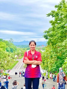 Vietnamese Olympic Swimmer: The Everyday Beauty of Paris 2024 Athlete Gallery - image 9