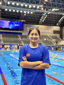 Vietnamese Olympic Swimmer: The Everyday Beauty of Paris 2024 Athlete Gallery - image 3